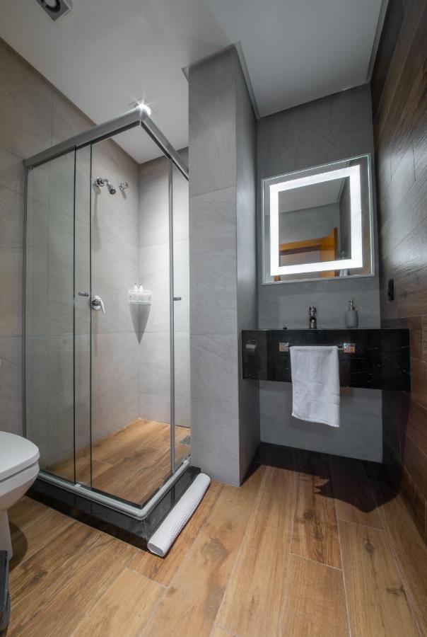 Hotel Britanico Express Грамаду Екстериор снимка
